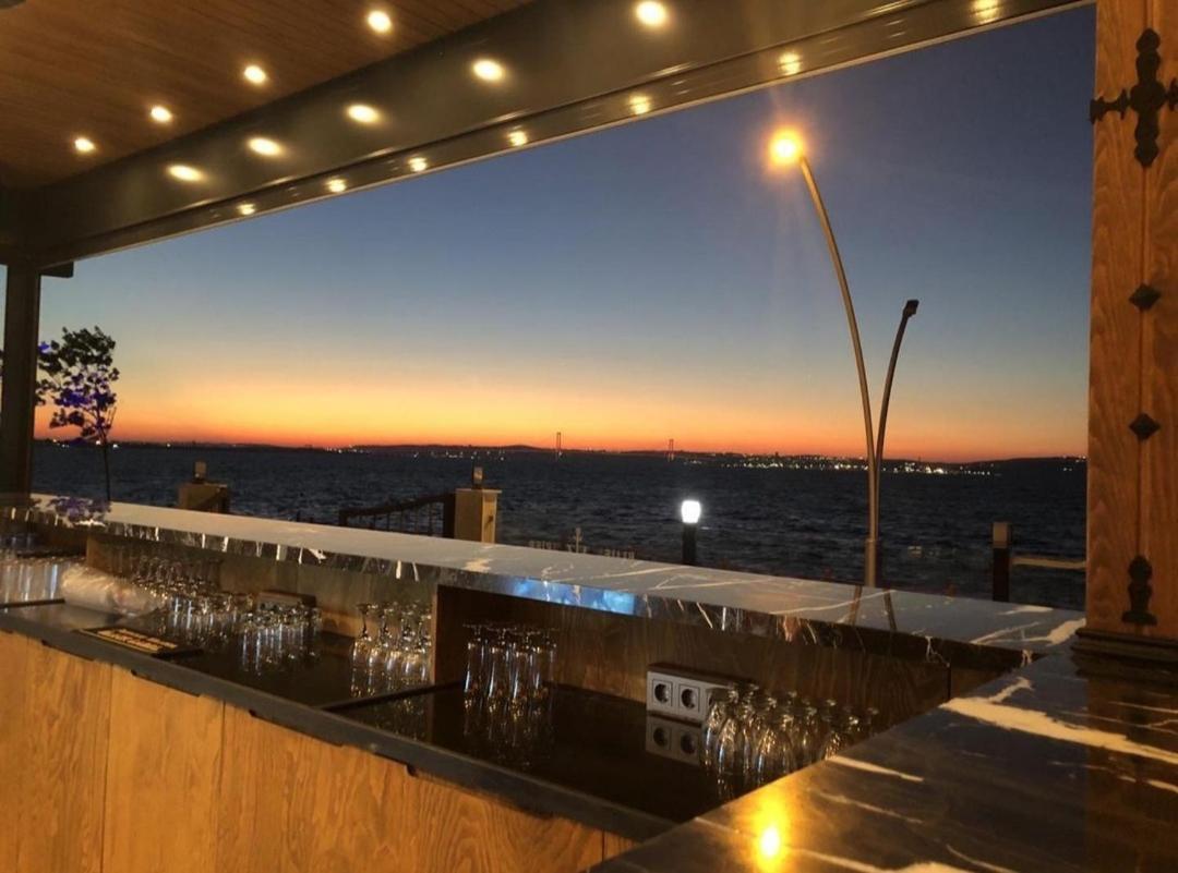 Blue Pier Hotel Kocaeli Eksteriør bilde