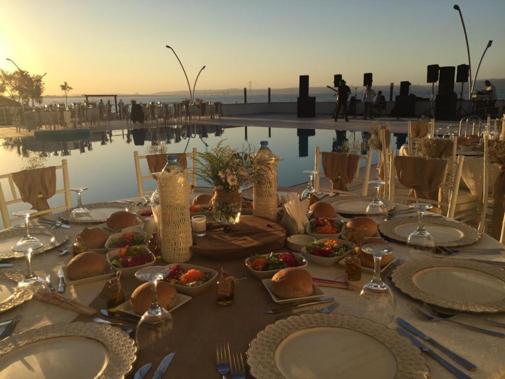 Blue Pier Hotel Kocaeli Eksteriør bilde