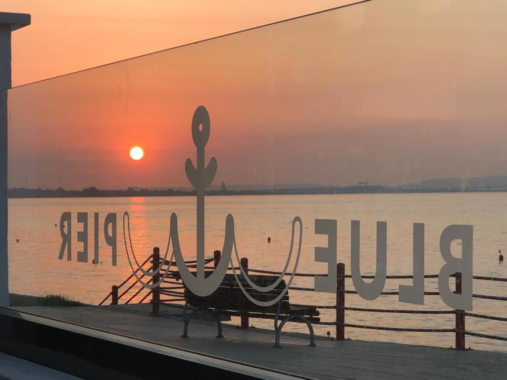 Blue Pier Hotel Kocaeli Eksteriør bilde