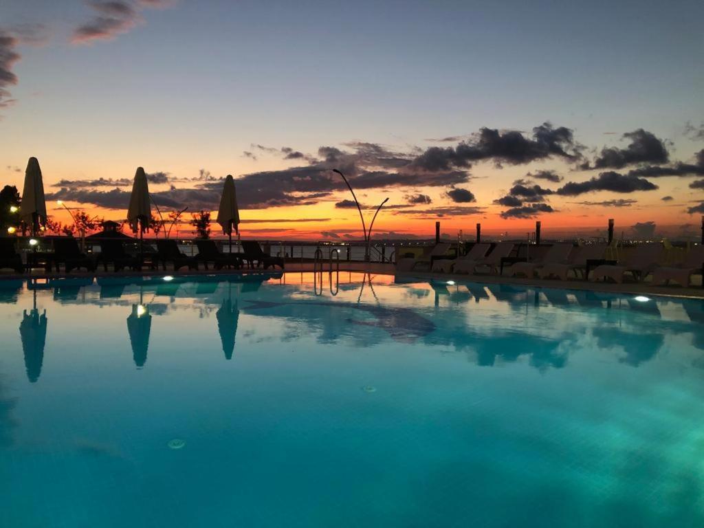 Blue Pier Hotel Kocaeli Eksteriør bilde